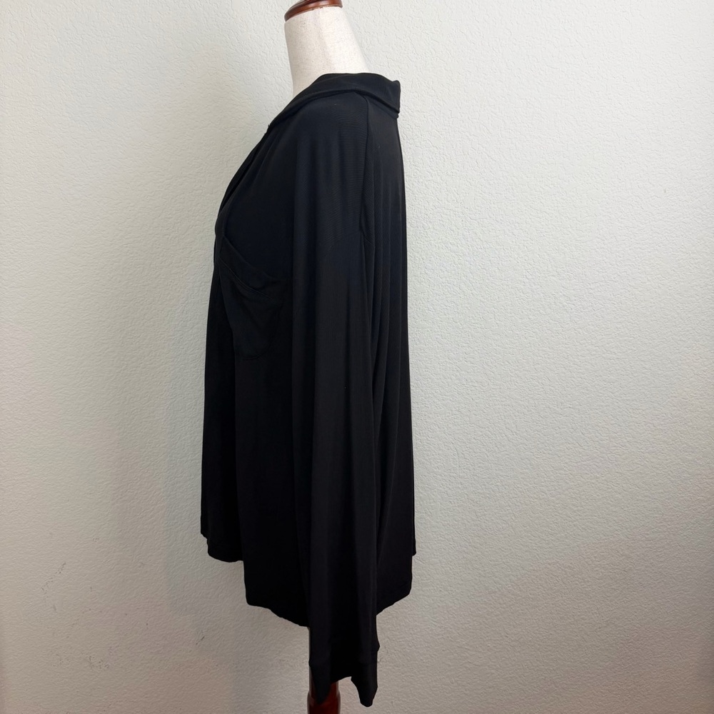 SKIMS Black Ribbed Pajama Long Sleeve
Top Plus Size 4X - Picture 10 of 11
